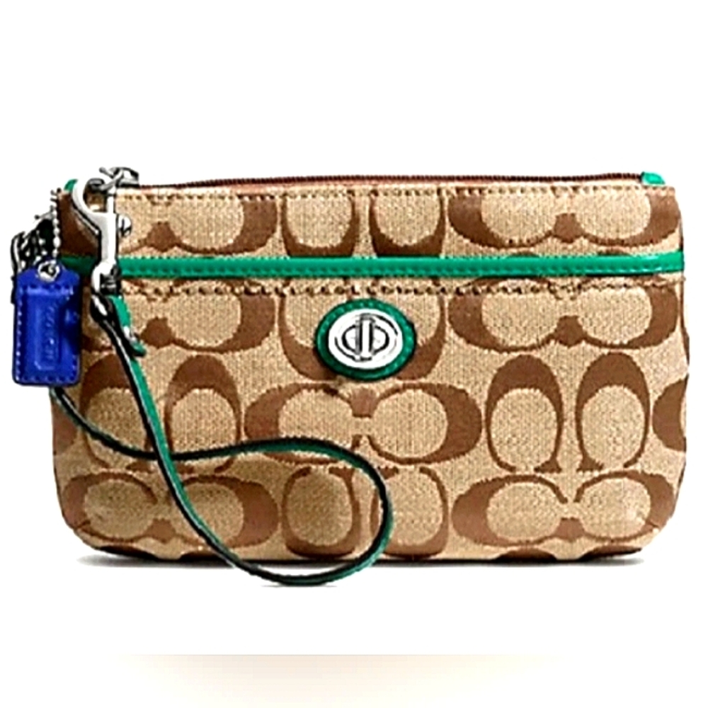 ☆Brand New☆COACH Park Signature Large clutch Wristlet ☆Rare & Beautiful
